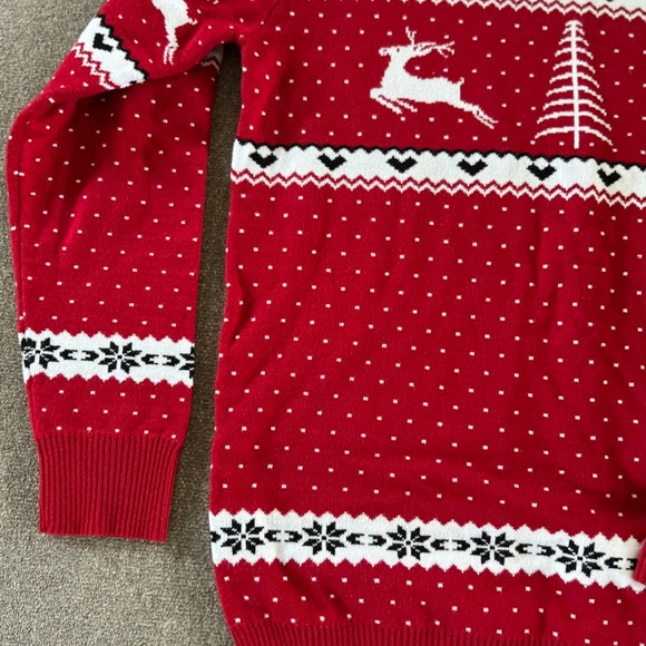 🔸Holiday Christmas Sweater - Picture 9 of 11